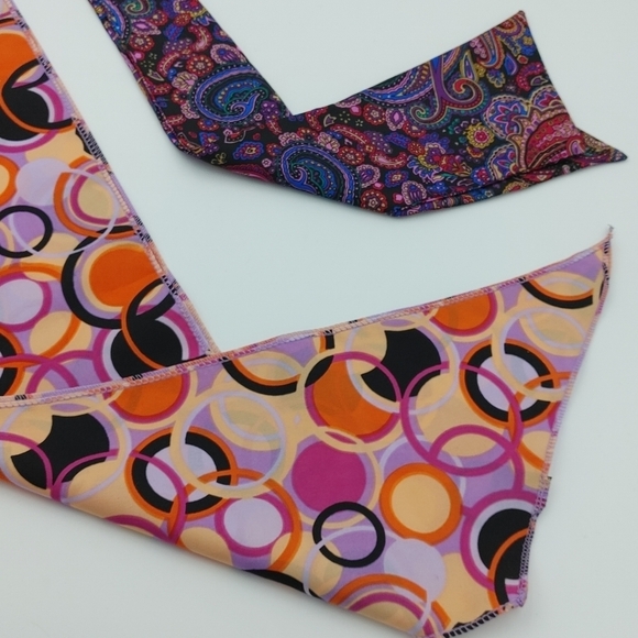 TWO vintage 70's hair/neck scarves - Picture 3 of 7